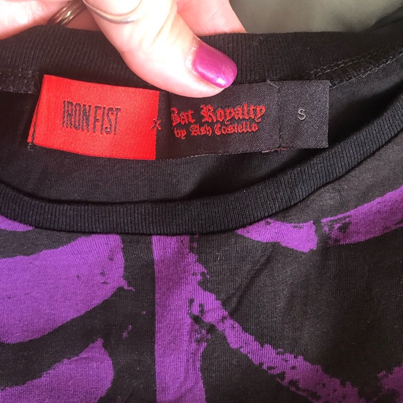 Iron Fist X Bat Royalty Bad to the Bone Unisex Tee - Picture 12 of 15